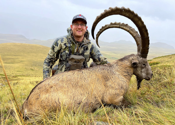 Outfitter Liam Quinn & a Mid Asian Ibex from Kazakhstan
