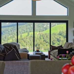 Lodge lounge